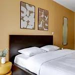 Large 4-Bedroom Home By Buttes Chaumont - 12 Guests