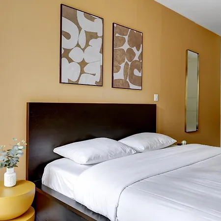 Large 4-bedroom By Buttes Chaumont - 12 Guests Paris